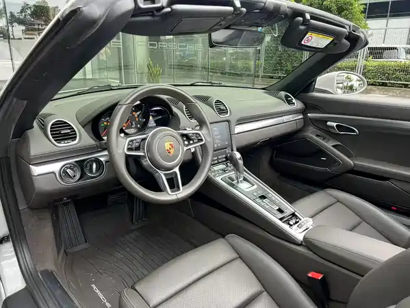 Porsche 718 2022