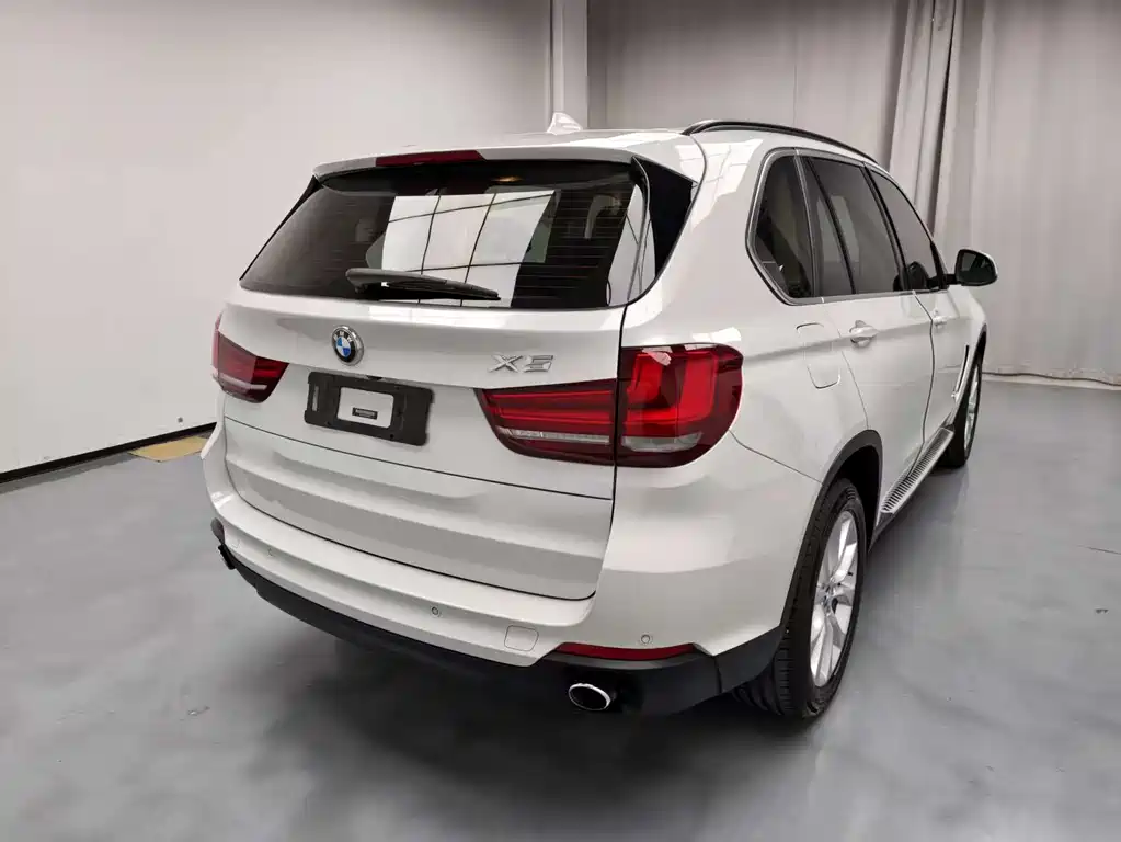 BMW X5 2016 — фото 15