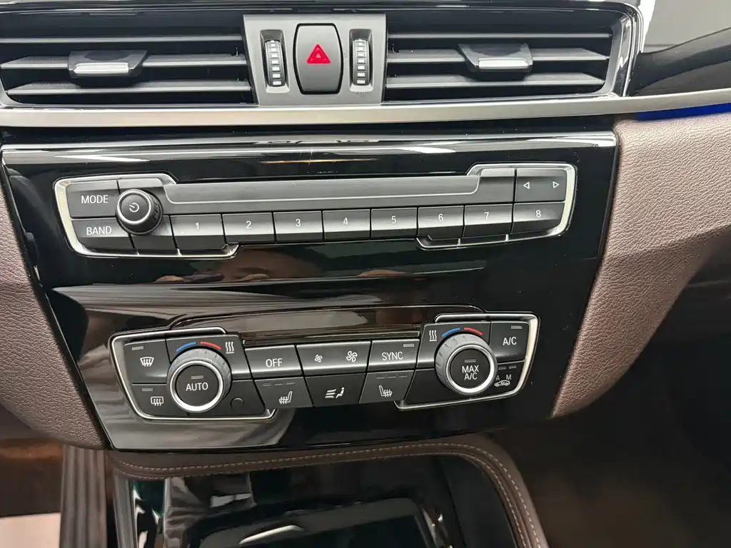 BMW X1 2023 — фото 13
