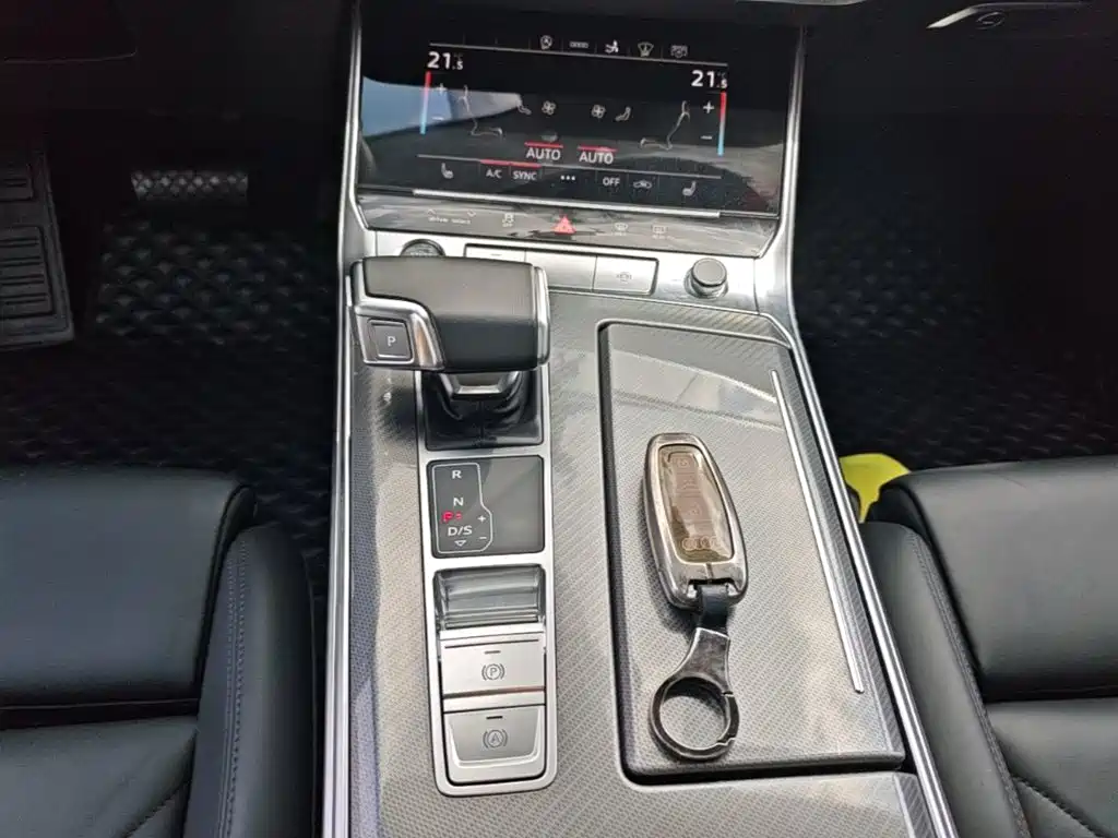 Audi A7 2022 — фото 14