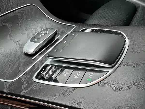 Mercedes-Benz C-Class 2019