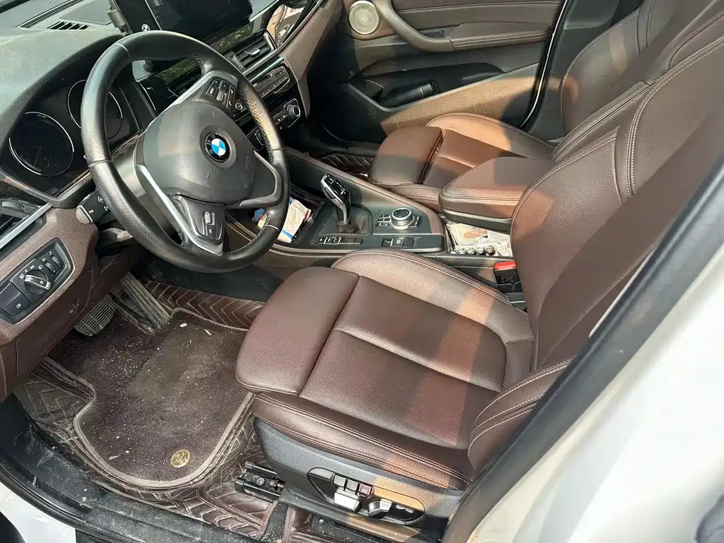 BMW X1 2022 — фото 2