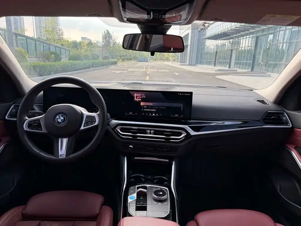 BMW i3 2024 — фото 9