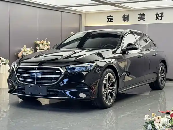 Mercedes-Benz E-Class 2025