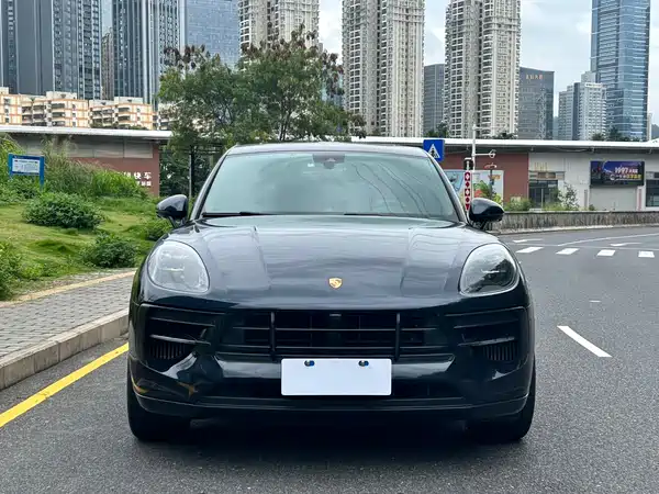 Porsche Macan 2020