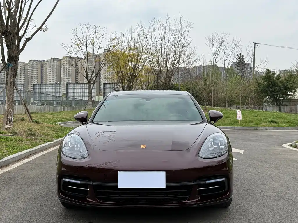 Porsche Panamera 2018 — фото 2