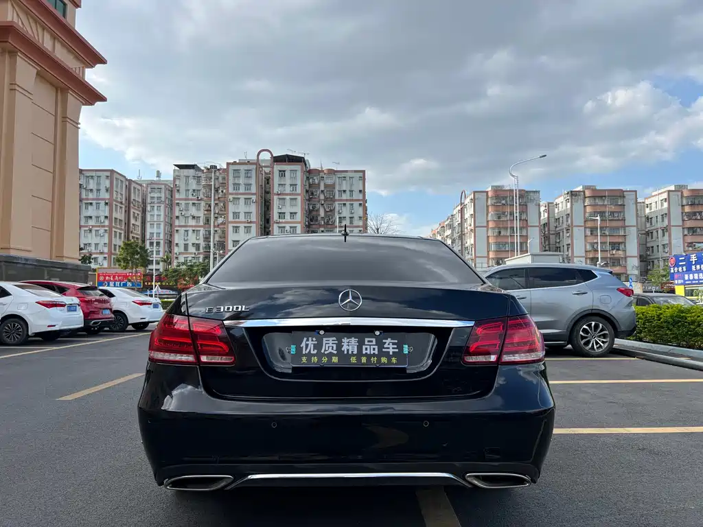 Mercedes-Benz E-Class 2015