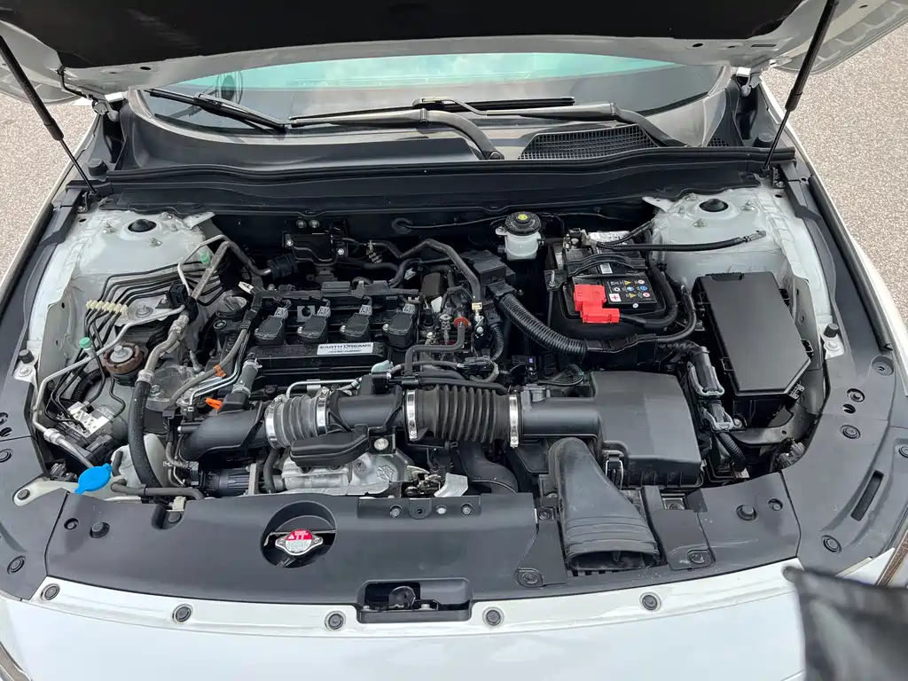 Honda Accord 2020 — фото 20