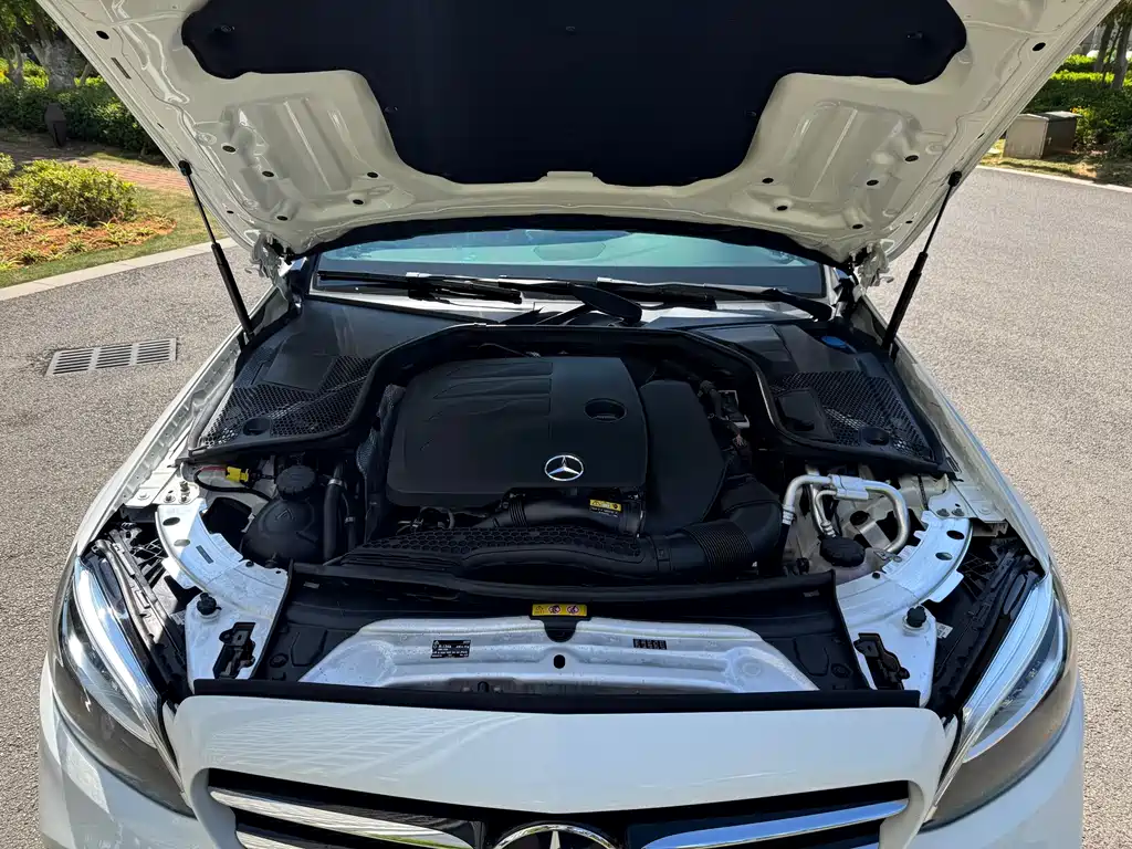Mercedes-Benz C-Class 2019 — фото 27