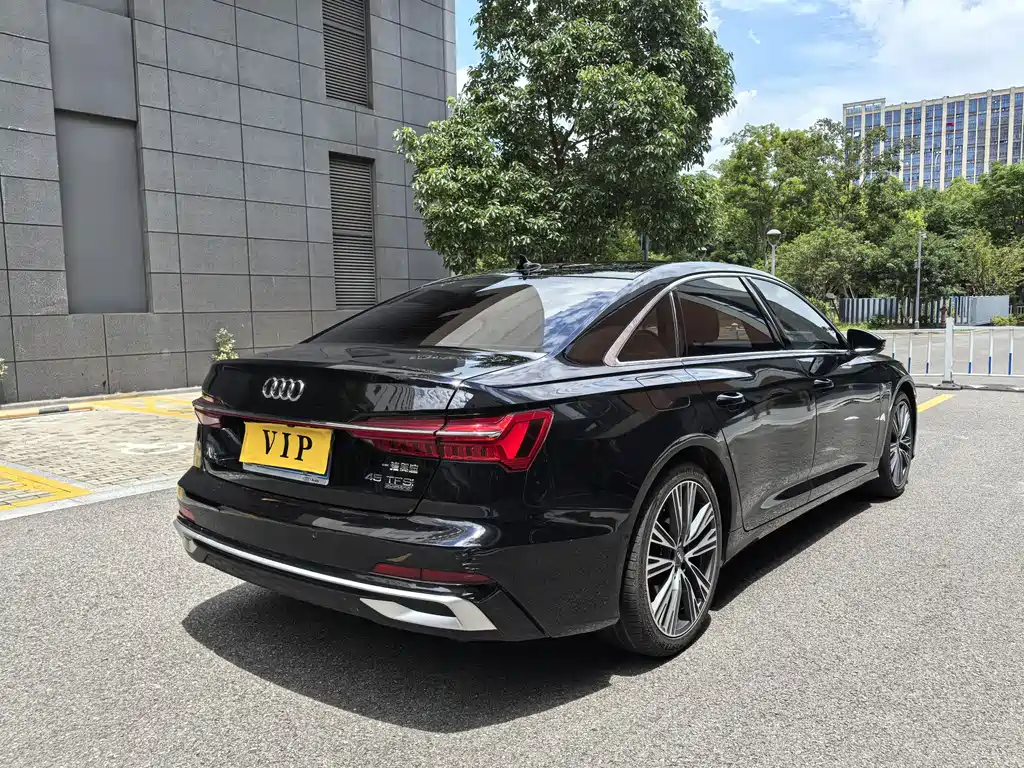 Audi A6L 2020 — фото 24