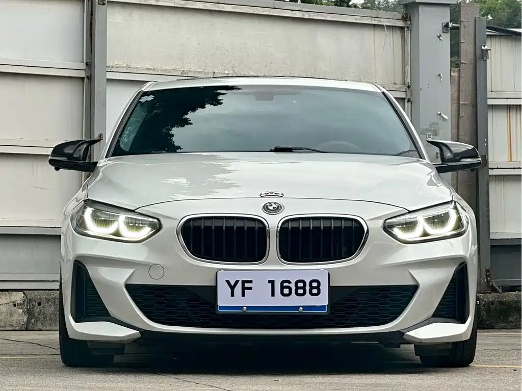 BMW 1 Series 2019 — фото 2