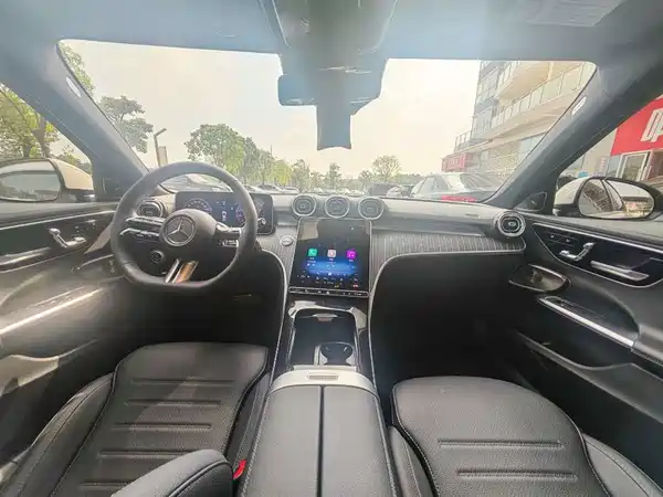 Mercedes-Benz C-Class 2026