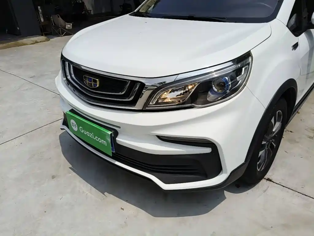 Geely Vision X3 2019 — фото 24