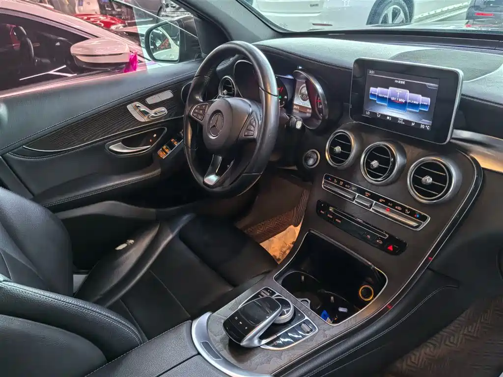 Mercedes-Benz GLC 2017