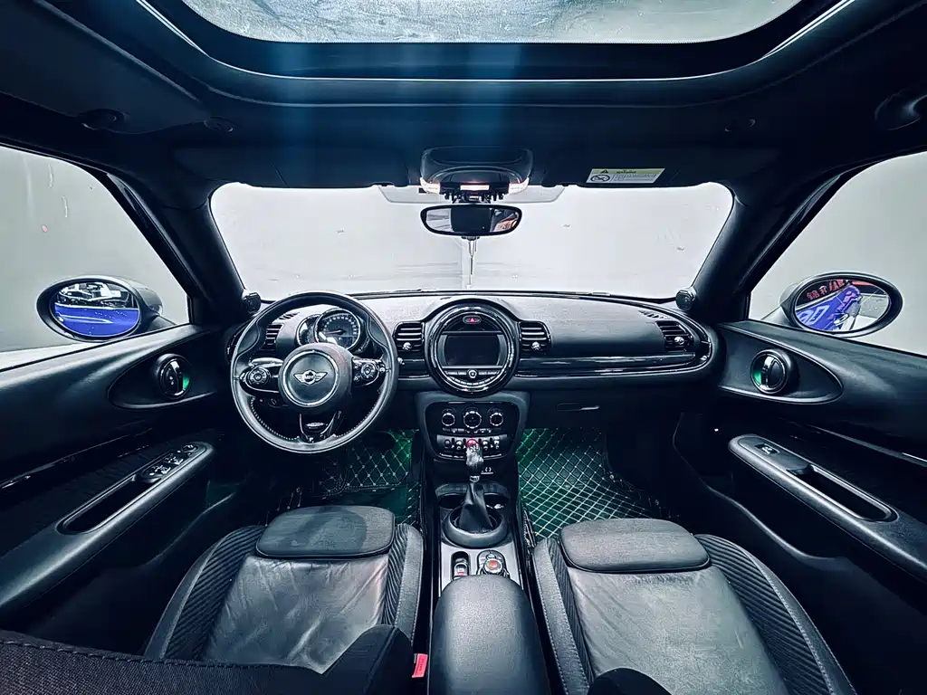 MINI Clubman 2017 — фото 11