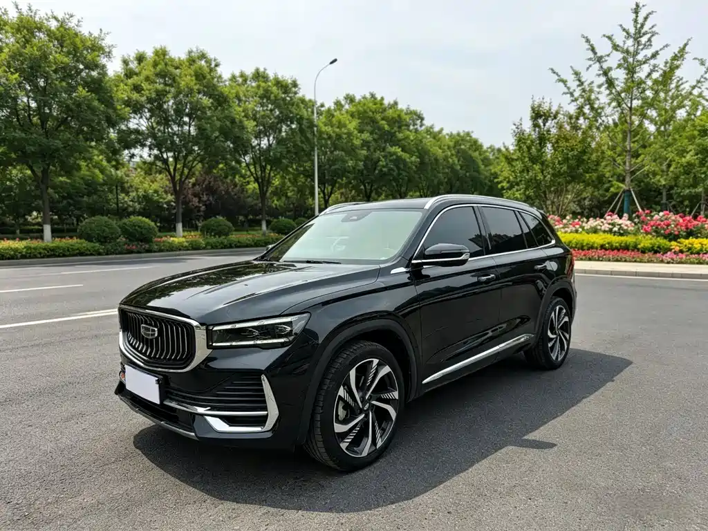 Geely Xingyue L 2022 — фото 1