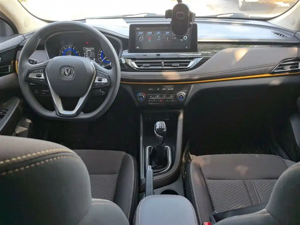 Changan Eado DT 2021 — фото 10