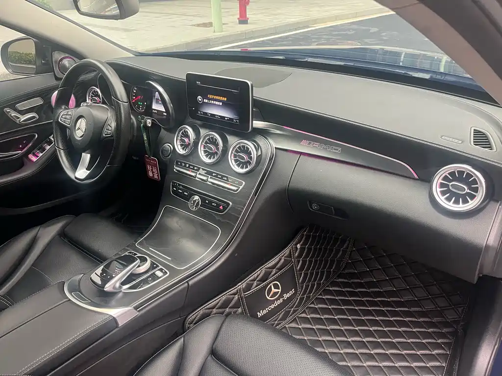 Mercedes-Benz C-Class 2017 — фото 18