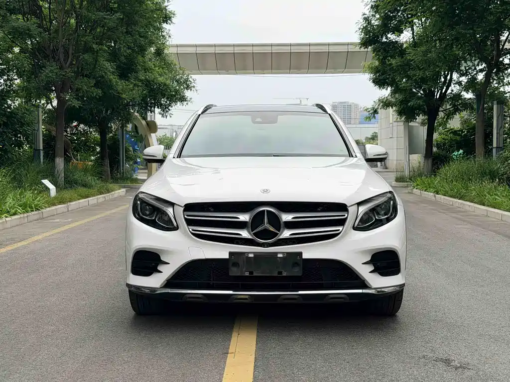 Mercedes-Benz GLC 2019