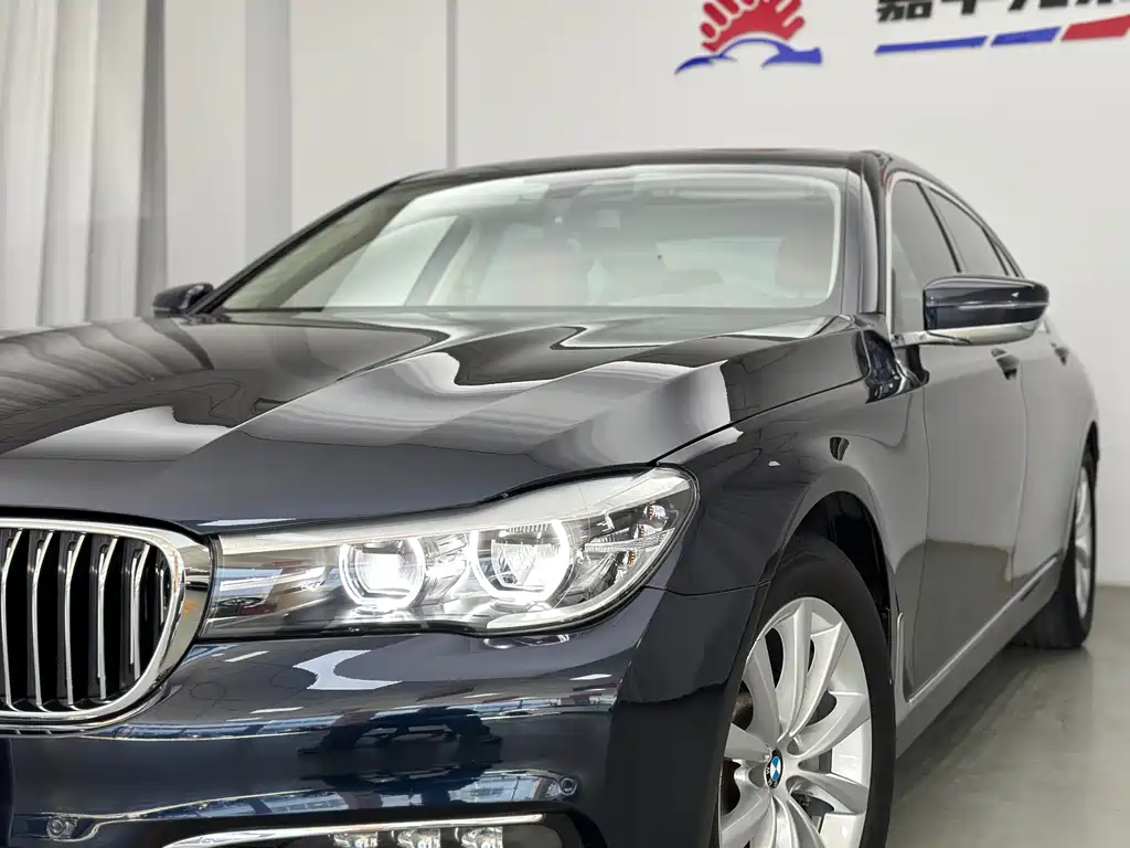 BMW 7 Series 2016 — фото 2