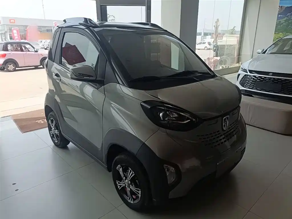 Baojun E100 2019 — фото 4