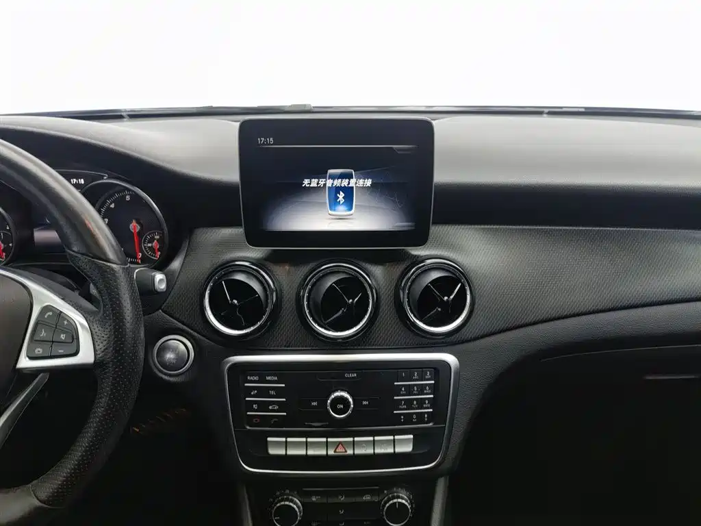 Mercedes-Benz GLA 2019 — фото 12