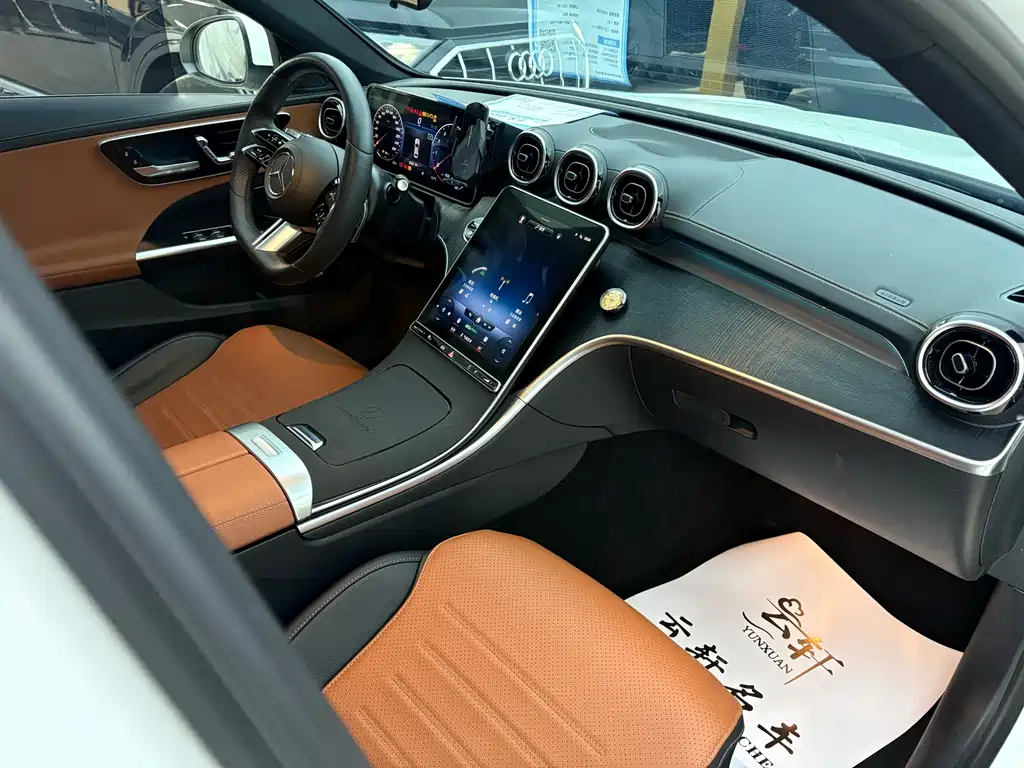 Mercedes-Benz C-Class 2022 — фото 14