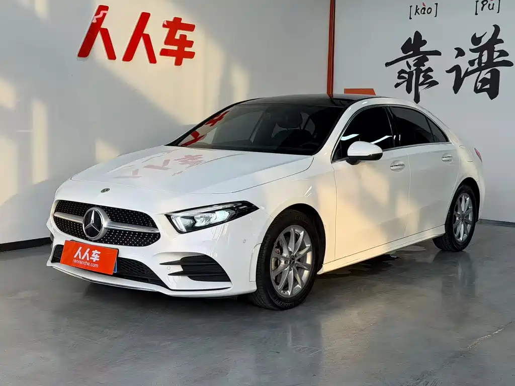 Mercedes-Benz A-Class 2022 — фото 1