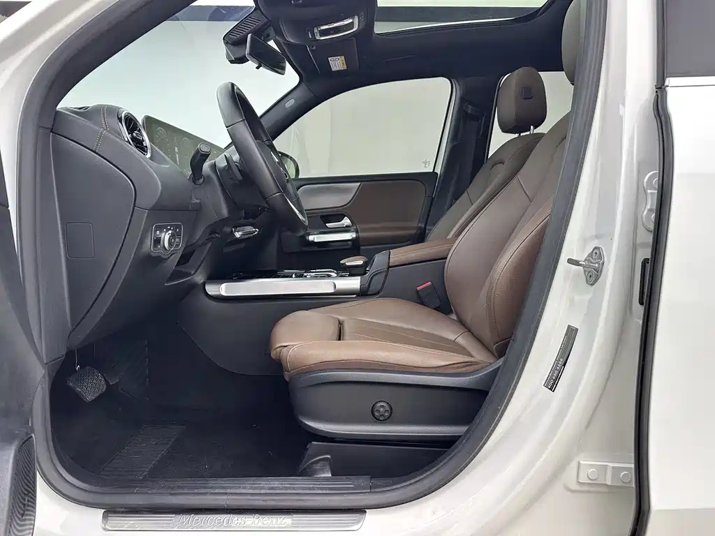 Mercedes-Benz GLB 2020 — фото 11