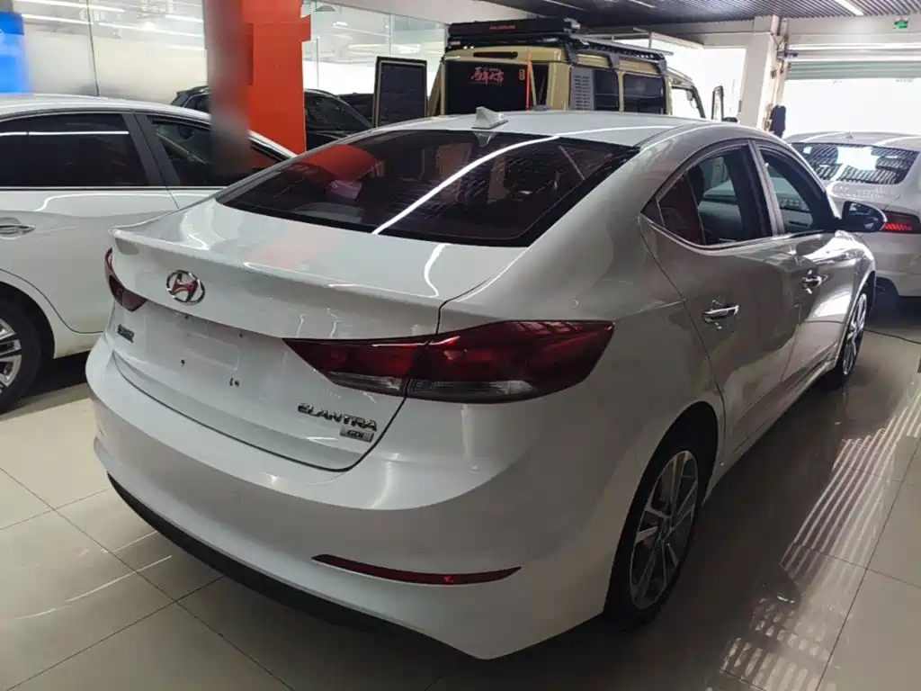 Hyundai Celesta 2017 — фото 7