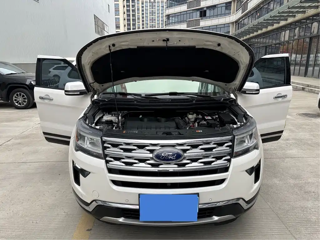 Ford Explorer 2019 — фото 7