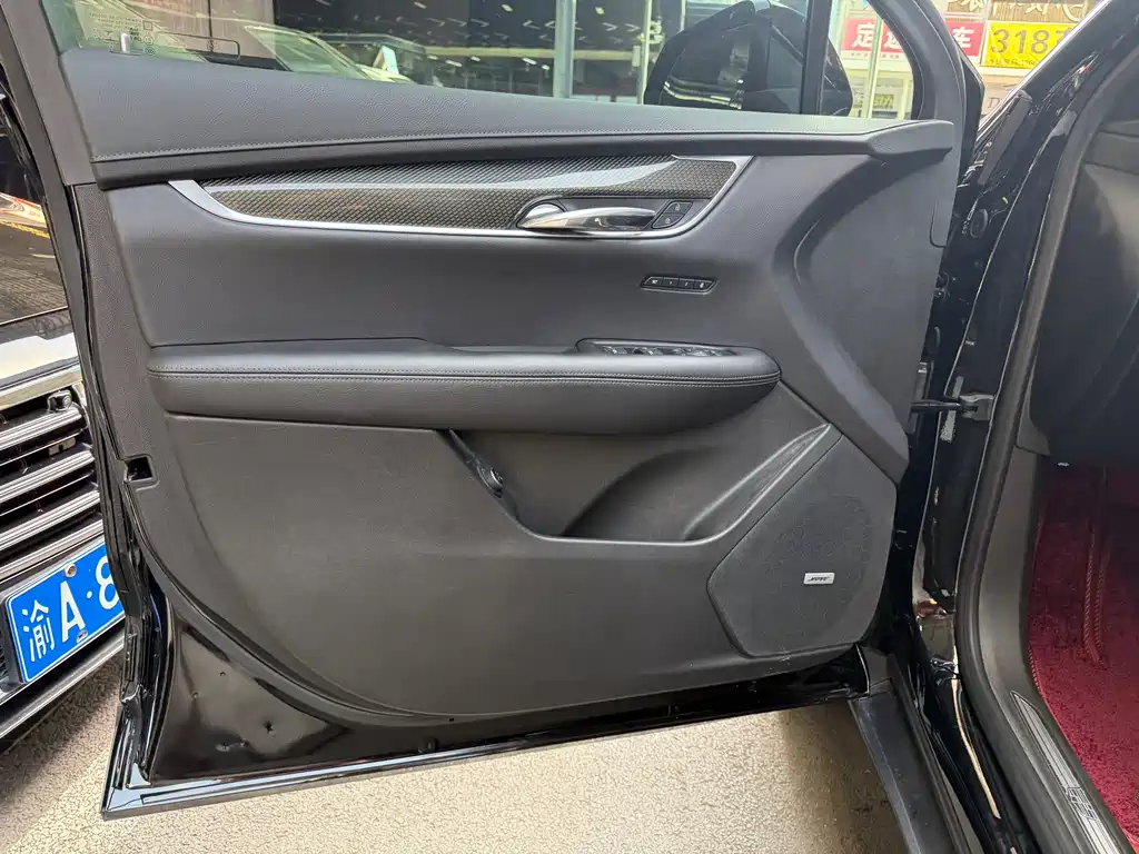 Cadillac XT5 2021 — фото 12