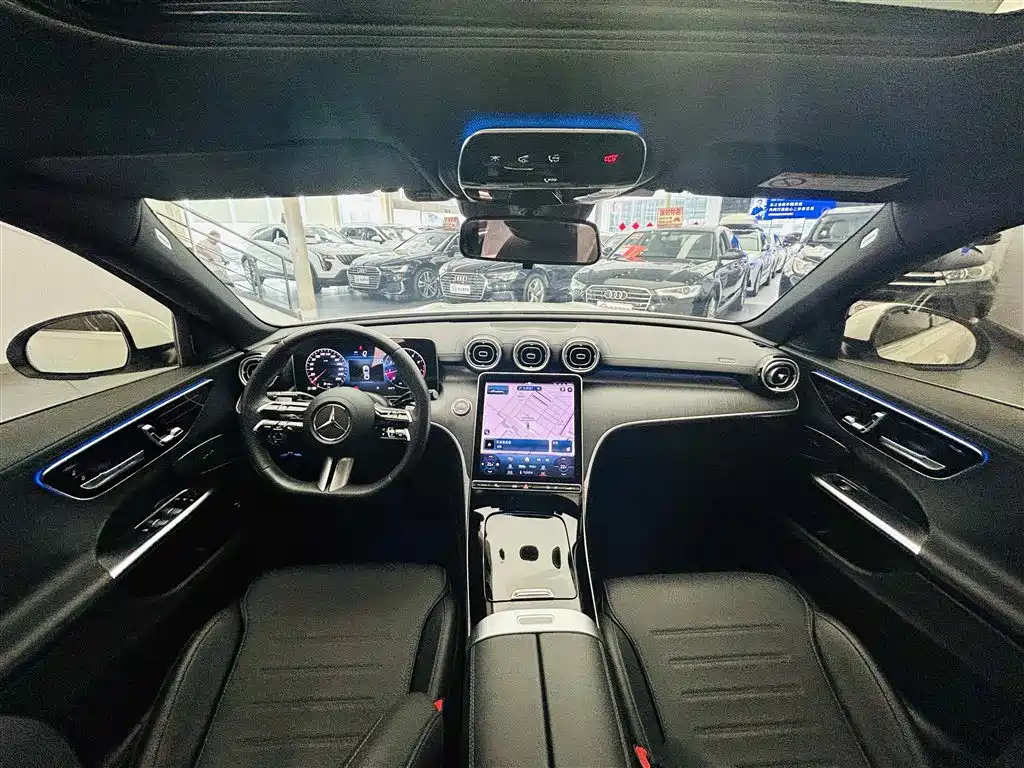 Mercedes-Benz C-Class 2023 — фото 14