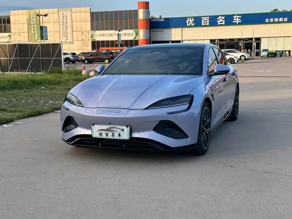 BYD Seal 2024 — фото 1