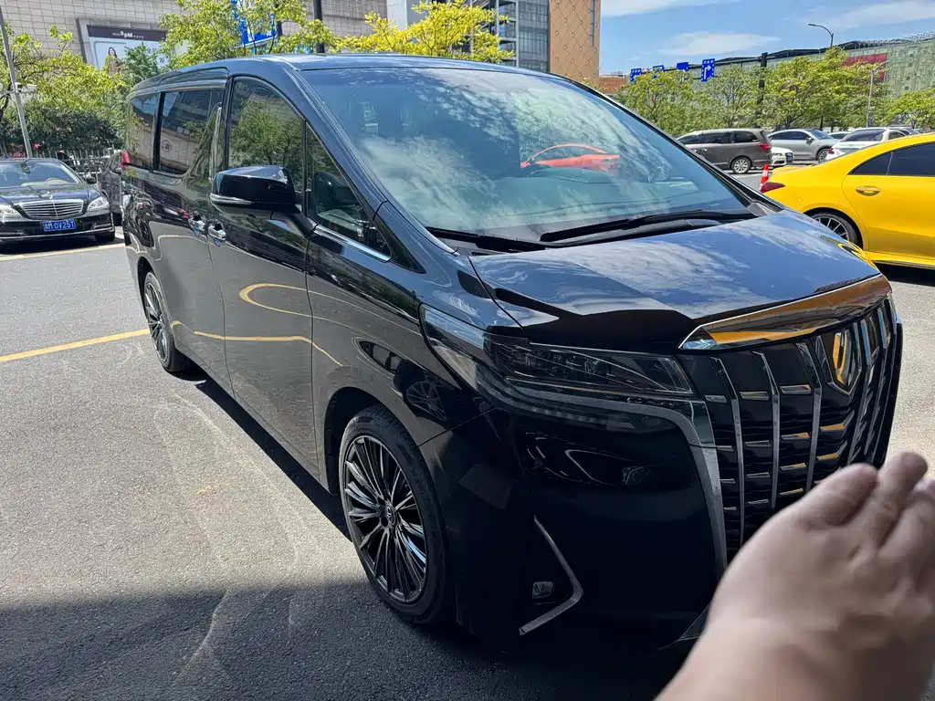 Toyota Alphard 2018
