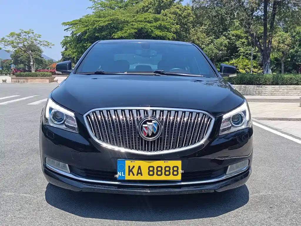 Buick LaCrosse 2015 — фото 2