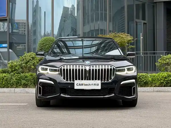 BMW 7 Series 2021