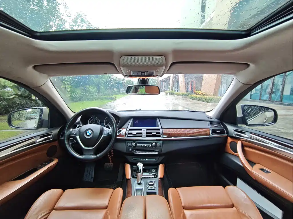 BMW X6 2014 — фото 11