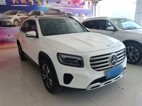 Mercedes-Benz GLB 2024