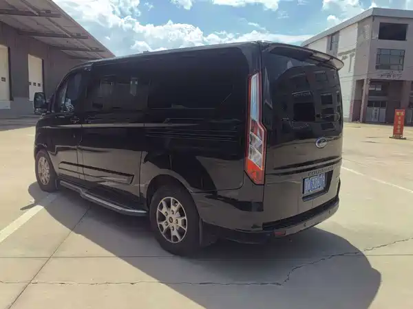 Ford Tourneo 2022