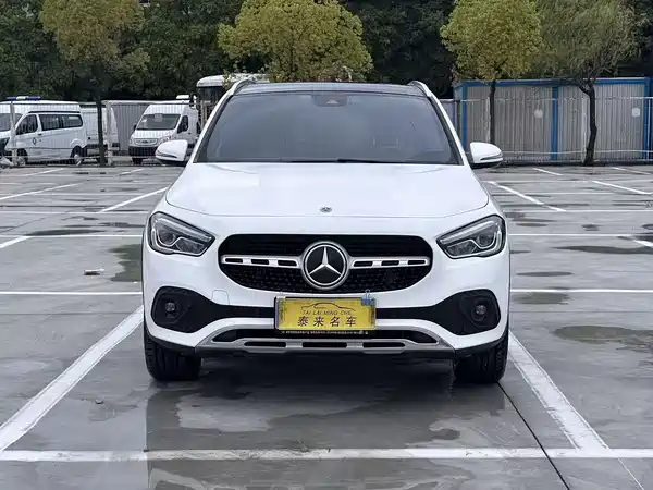 Mercedes-Benz GLA 2022