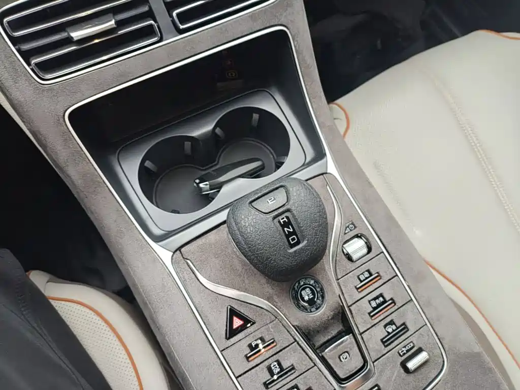 BYD Qin PLUS 2023 — фото 10