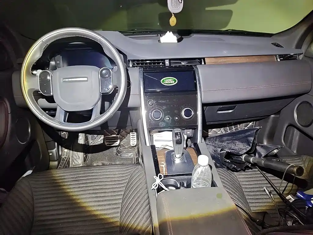 Land Rover Discovery Sport 2021 — фото 10