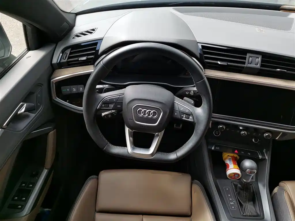 Audi Q3 2023 — фото 6