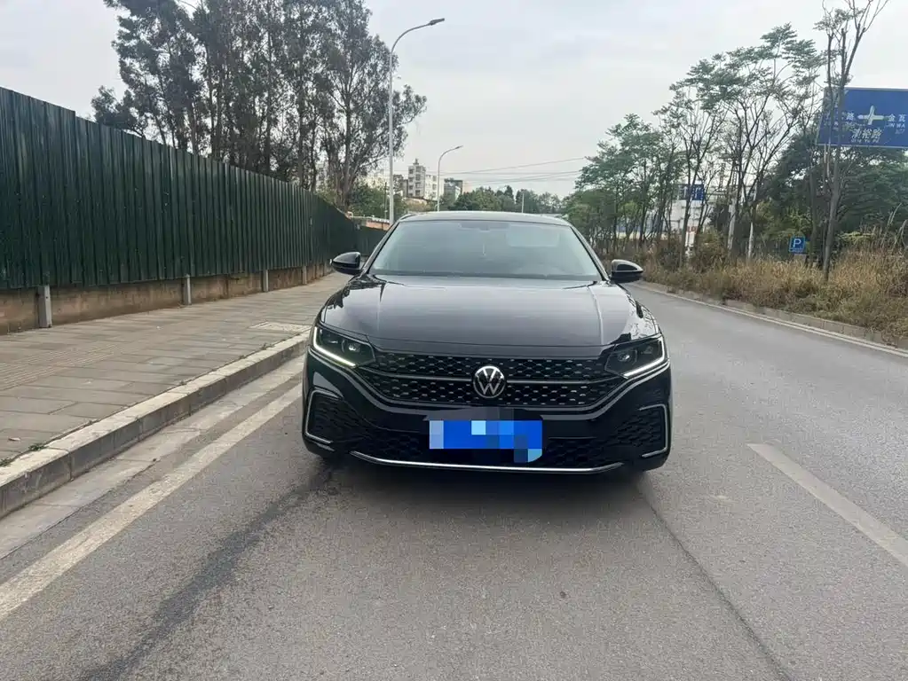 Volkswagen Passat 2022