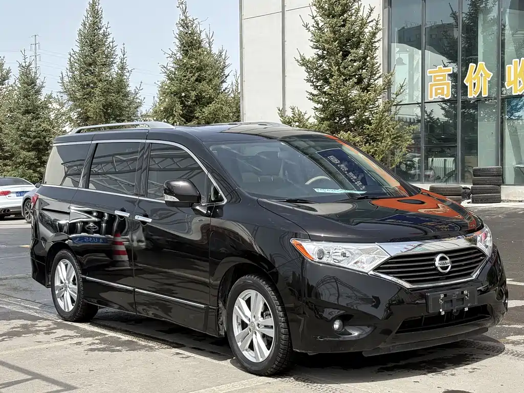 Nissan Quest 2013