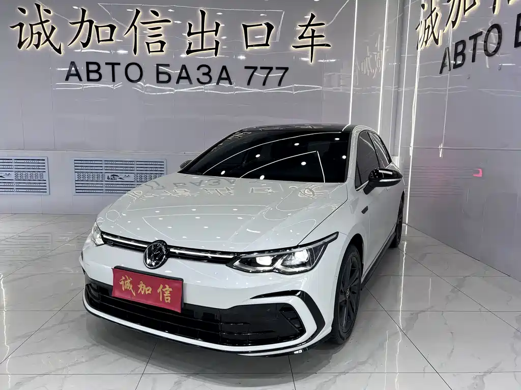 Volkswagen Golf 2024