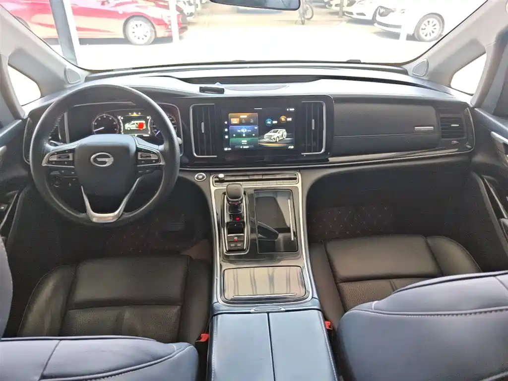 GAC Motor Trumpchi M8 2022 — фото 10