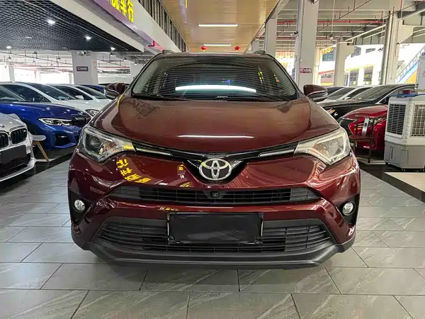 Toyota RAV4 2017