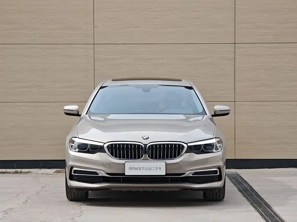 BMW 5 Series 2020 — фото 3
